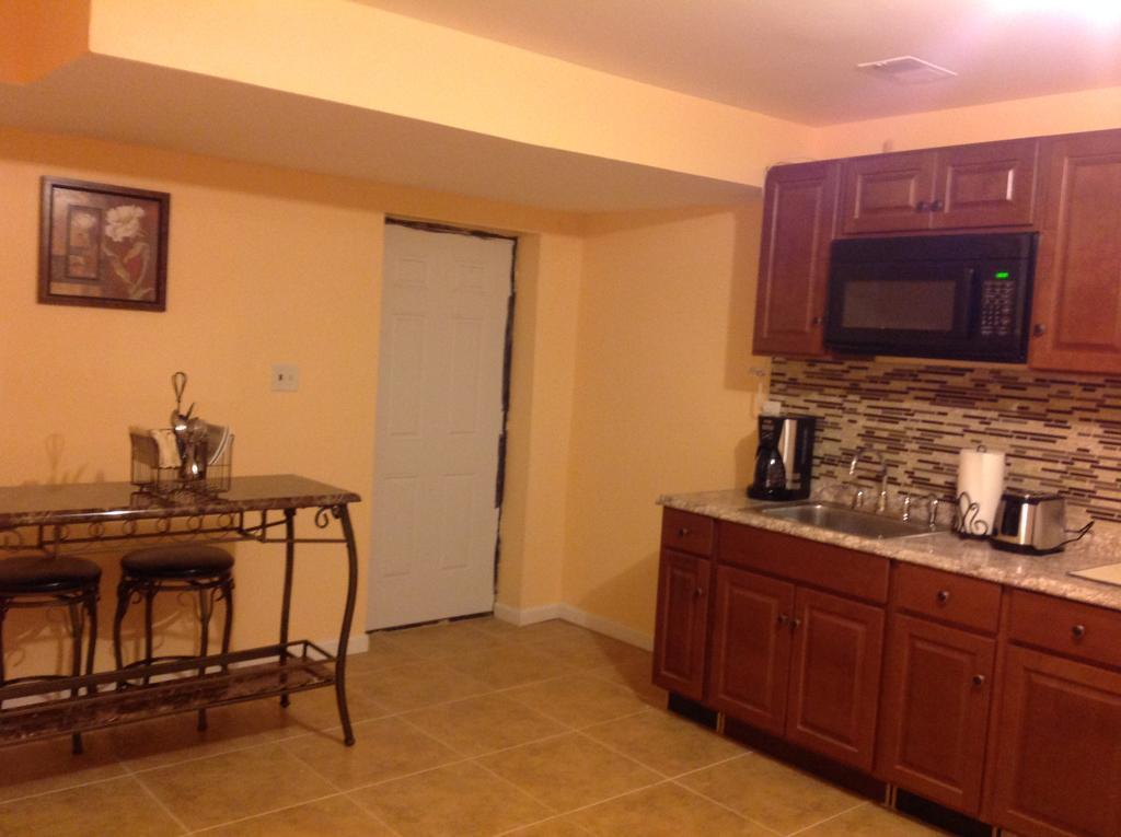 Mojoy Homesuites At Runyon Νιούαρκ Εξωτερικό φωτογραφία